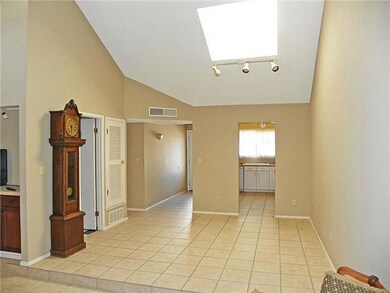 1743 Villa Santos Cir unit 2, El Paso, TX 79935 - photo 5