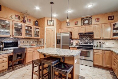 9311 E Evergreen St, Mesa, AZ 85207 - photo 4