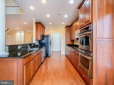 13191 Triple Crown Loop, Gainesville, VA 20155 - photo 5