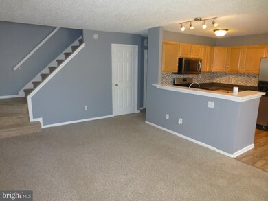 206 Wendover Dr unit 159A, Norristown, PA 19403 - photo 2