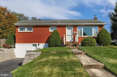 6040 Huntingdon Cir, Harrisburg, PA 17111 - photo 2