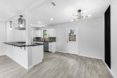 7610 Battleoak Dr, Houston, TX 77040 - photo 3