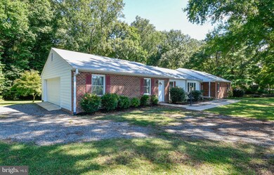 715 Chapman St, Ashland, VA 23005 - photo 2