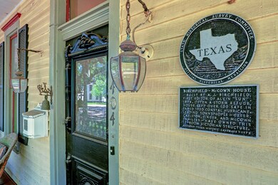 404 S Beauregard St, Alvin, TX 77511 - photo 5