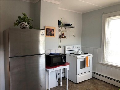 65 Marchant St unit A, Newport, RI 02840 - photo 3