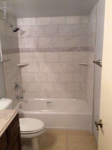 BEAUTIFULLY REMODELED HALL BATH