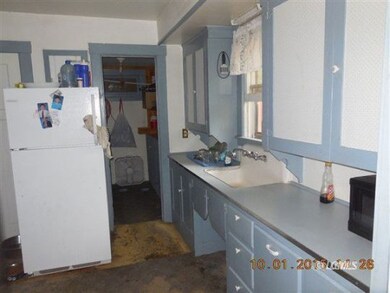 155 S G St, Lakeview, OR 97630 - photo 2