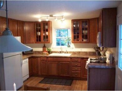 30 Winslow Ln, Wareham, MA 02571 - photo 4