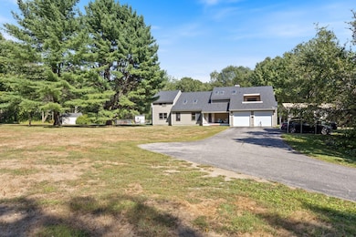 67 Field Rd, Falmouth, ME 04105 - photo 3