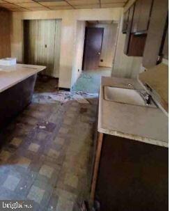 42 Washington St, Middleport, PA 17953 - photo 3