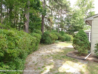 6 Buttonwood Ln, Whiting, NJ 08759 - photo 5