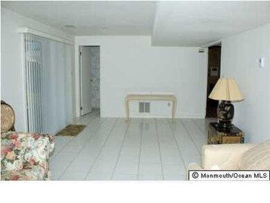 14 Kerry Dr, Hazlet, NJ 07730 - photo 7