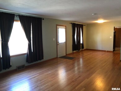 321 S Front St, Virginia, IL 62691 - photo 5