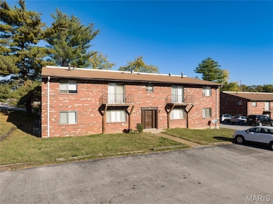 2571 Tyrell Dr, Jennings, MO 63136 - photo 3