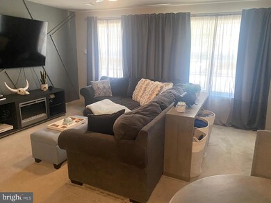 3064 Davenport Way unit M114 L, Pennsburg, PA 18073 - photo 4