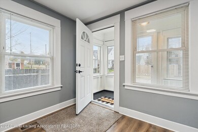 07-1310-N-Chestnut-St-Lansing-MI-48906-W