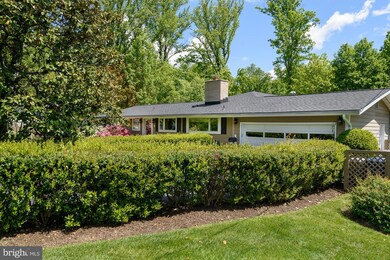 3525 Devon Dr, Falls Church, VA 22042 - photo 2