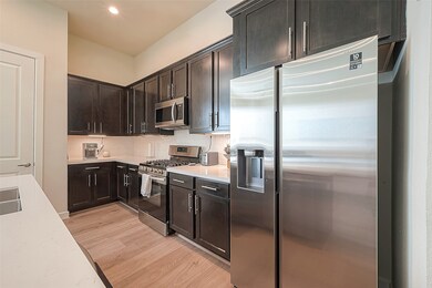 139 Knightsbridge Park Ln, Houston, TX 77018 - photo 5