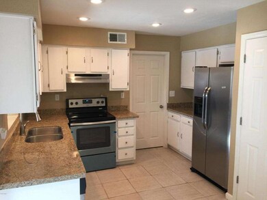 kitchen (1)