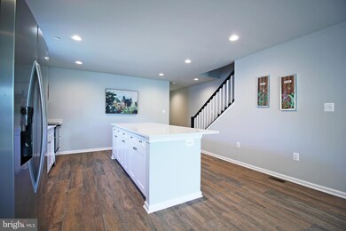 829 Fernhill Rd, Clearwater Beach, MD 21226 - photo 3