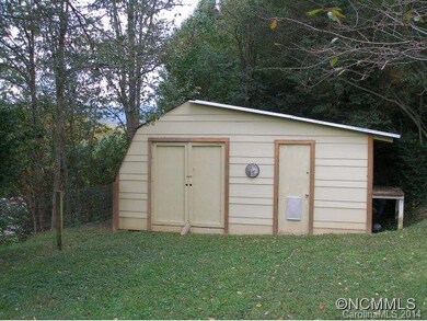 52 Hayes Cove Rd, Leicester, NC 28748 - photo 6