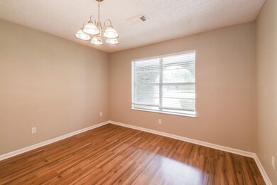 3824 Evergreen Dr, Dickinson, TX 77539 - photo 4