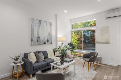 1203 B N Allen Place, Seattle, WA 98103 - photo 4