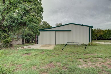 862 Acorn Dr, Decatur, TX 76234 - photo 2