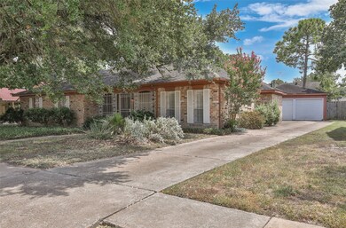 4303 Black Locust Dr, Houston, TX 77088 - photo 2