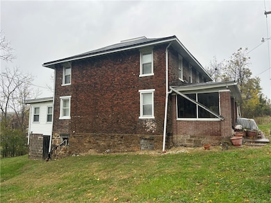 3022 Richey Rd, Connellsville, PA 15425 - photo 4