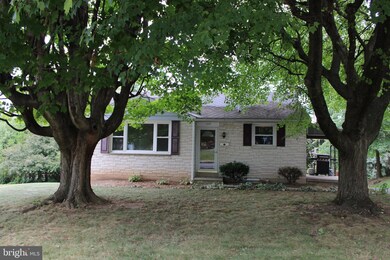 168 Hemlock Rd, Ephrata, PA 17522 - photo 2