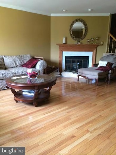 9401 Rosmarin Way, Laurel, MD 20708 - photo 2