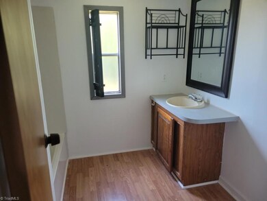 116 Cabana Ln, Mocksville, NC 27028 - photo 4