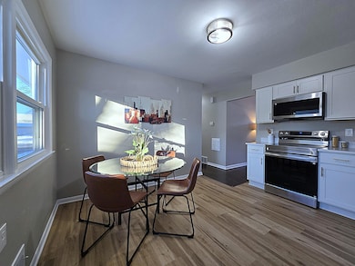 419 Peters Dr, Waukesha, WI 53188 - photo 5