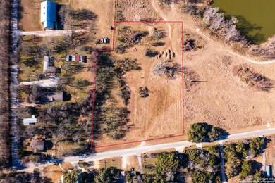 1233 Sleepy Hollow Ln, New Braunfels, TX 78130 - photo 2