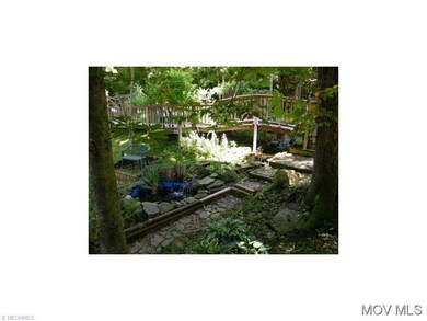 decks all over/garden