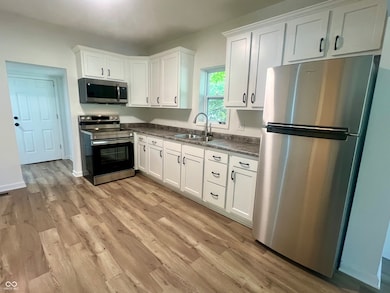 500 W 2nd St, Veedersburg, IN 47987 - photo 6