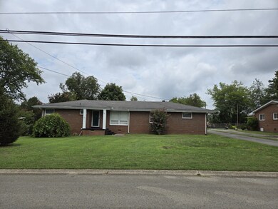 111 Lee Ln, Shelbyville, TN 37160 - photo 2