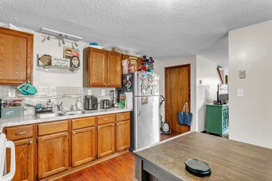 14-16 W Glen St, Holyoke, MA 01040 - photo 4
