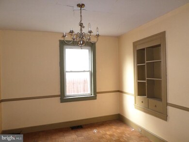 33 E Locust St, Mechanicsburg, PA 17055 - photo 6