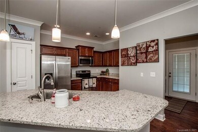 Refrigerator conveys with property.Settlers Landin