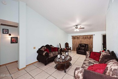 5242 N 86th Ave, Glendale, AZ 85305 - photo 6