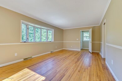 39 Kuzyk Rd Cream Ridge NJ-large-003-2-d