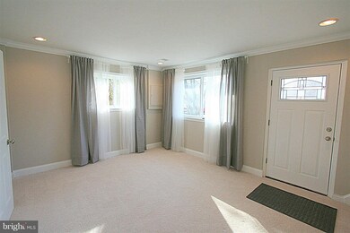 816 Clovis Ave, Capitol Heights, MD 20743 - photo 3