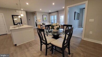 46320 Mount Milstead Terrace unit 102, Sterling, VA 20164 - photo 5