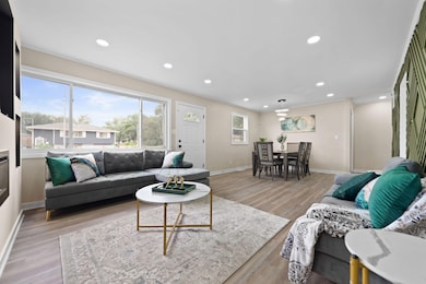 2307 Jennings St, Gary, IN 46404 - photo 2