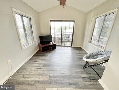 18212 Possum Point Rd unit 1, Dumfries, VA 22026 - photo 4