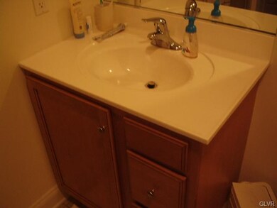 110 W Frankford St unit 1, Bethlehem, PA 18018 - photo 6