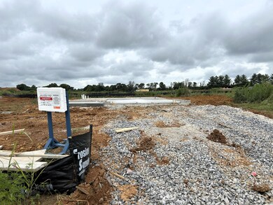 5064 Lost Creek Dr, Morristown, TN 37813 - photo 2