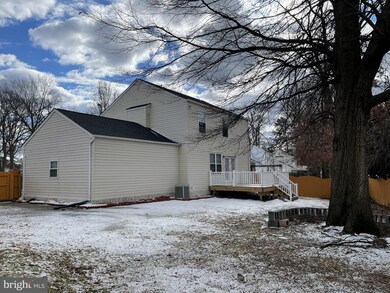 302 Nicole Ln, Glen Burnie, MD 21061 - photo 4